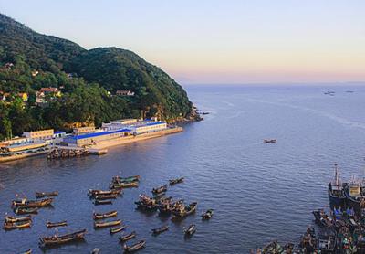 浙江臺(tái)州代管的一個(gè)&ldquo;百強(qiáng)縣&rdquo;,是省內(nèi)第二大島,擁有大鹿島景區(qū)